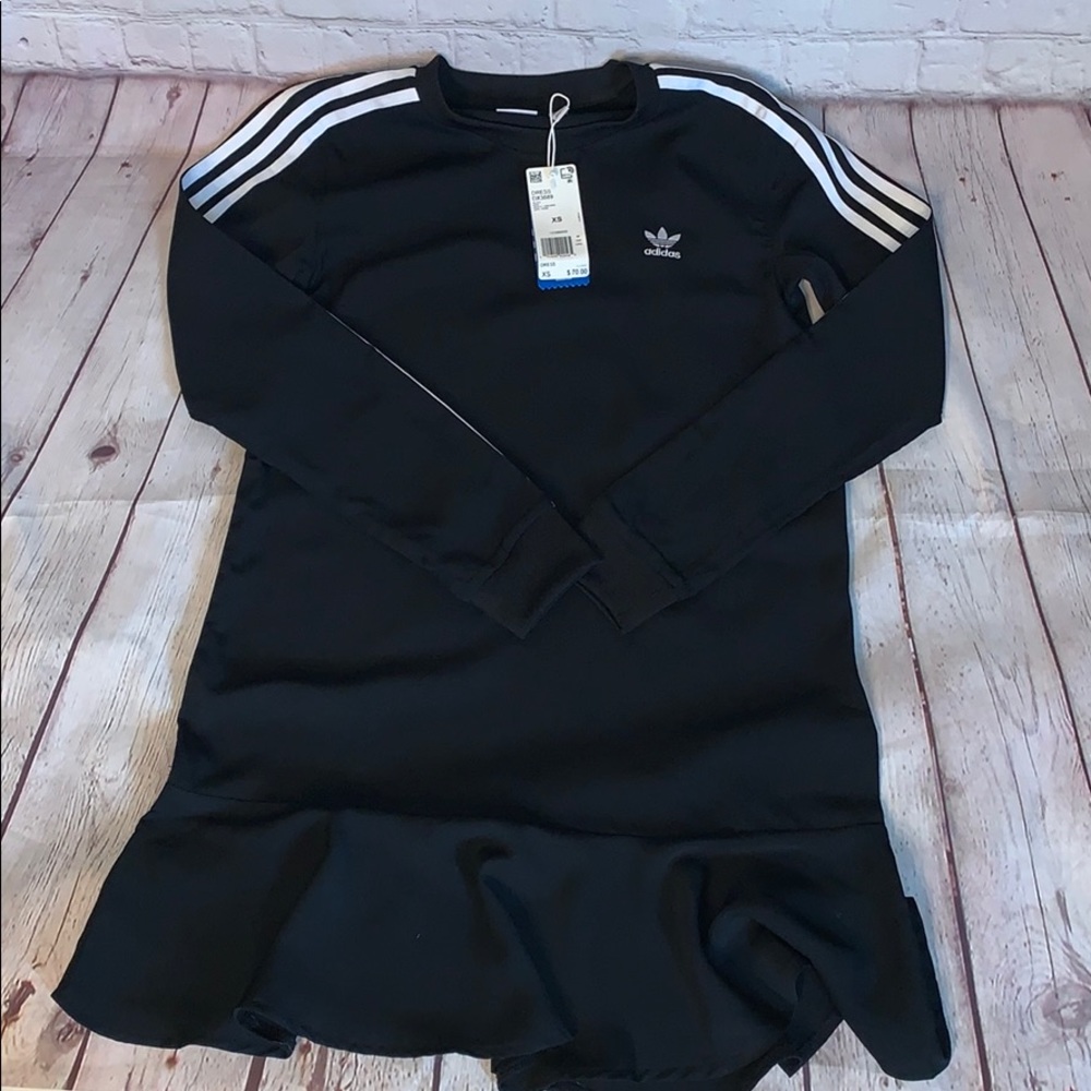 💕NWT Classic Adidas t-shirt dress💕 - Picture 2 of 3